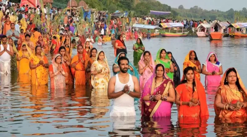 छठ पूजा के लिए सजने लगे घाट
