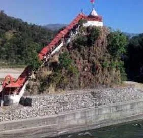 रामनगर गर्जिया मंदिर में श्रद्धालुओं की एंट्री पर रोक