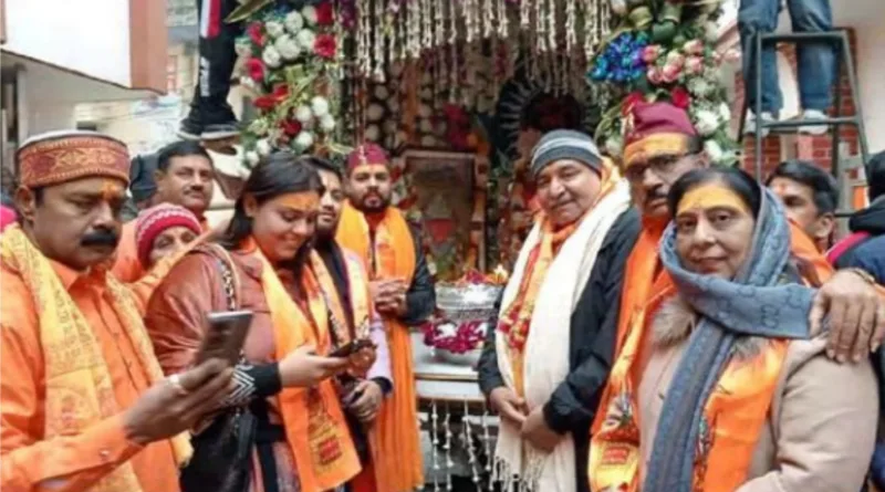 धूमधाम से निकली बाला जी विशाल शोभायात्रा