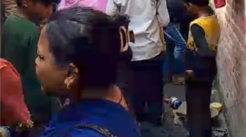 गोदभराई कार्यक्रम की तैयारी, तभी खाना पकाते समय सिलिंडर में आग लगी, दो बच्चों समेत सात लोग झुलसे