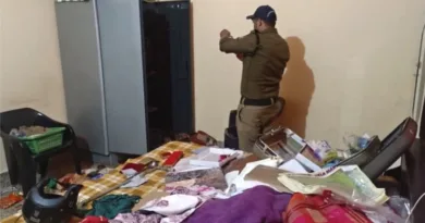 रसोई की जाली तोड जोरों ने कर डाली नकदी व कीमती सामान की चोरी