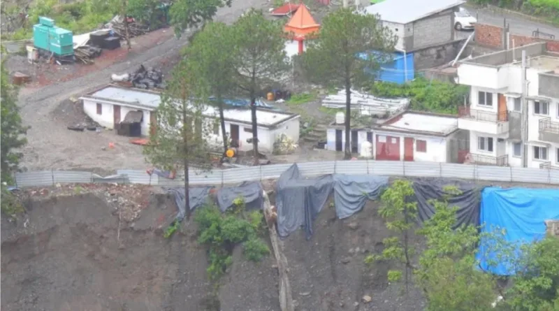 तिरपाल के भरोसे भूस्खलन क्षेत्रों की रोकथाम