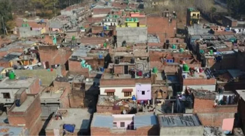 पक्के मकानों से हटाने से पहले सरकार उनका पुनर्वास करेगी