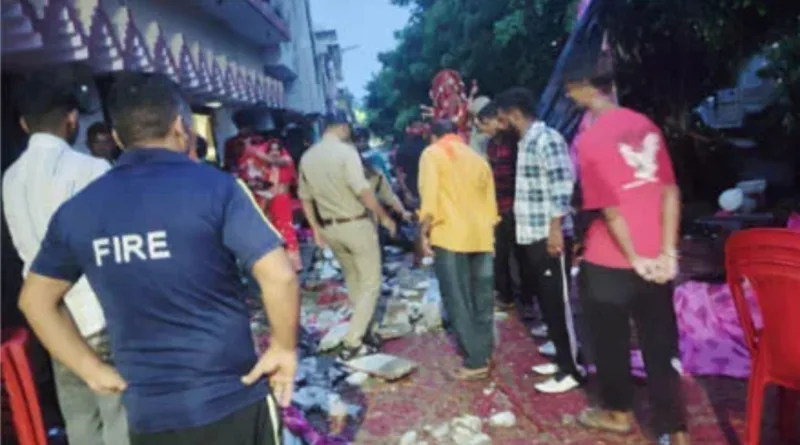 जागरण के दौरान एक मकान की छत गिरने से एक 2 साल के बच्चे सहित 13 घायल