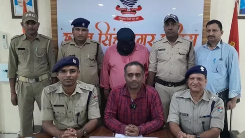 13 करोड़ के फर्जी चेक मामले में बैंक के मैनेजर और कैशियर गिरफ्तार