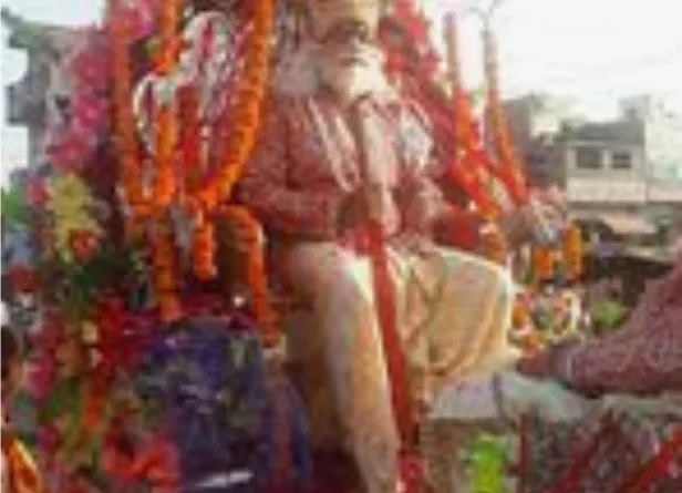 महाराजा अग्रसेन जयंती पर नगर में धूमधाम से निकली विशाल और भव्य शोभायात्रा