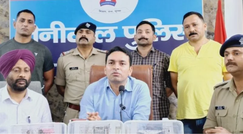 पुलिस ने नकली नोटों के बड़े गिरोह का किया पर्दाफाश