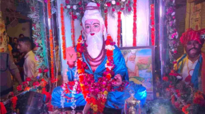 नगर मे धूमधाम से निकली भगवान वाल्मीकि प्रकट दिवस की शोभायात्रा