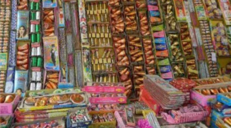 रामलीला मैदान में लगेगा इस बार पटाखा बाजार