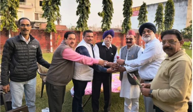 राशन डीलर्स ने की विधायक से की शिष्टाचार भेंट, एसएफवाई कार्डों पर कमीशन एवं मानदेय बढ़ाने समेत विभिन्न बिंदुओं पर चर्चा