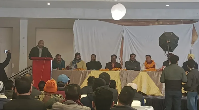 भाजपा प्रत्याशी दीपक वाली ने सादगी के साथ किया अपना नामांकन