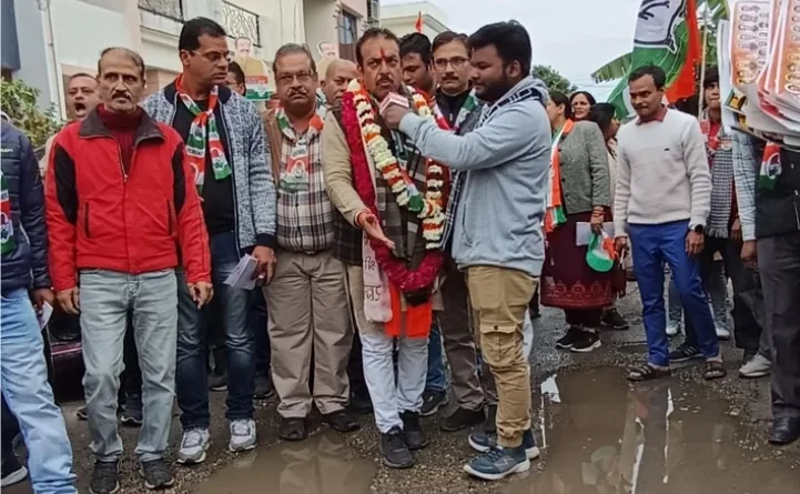 इस बार संदीप सहगल को वोट देकर भाजपा को करारा जवाब देंगे