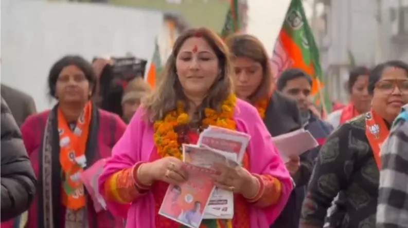 महिलाओं को कमजोर समझने की भूल न करे - उर्वशी बाली