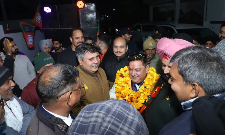 काशीपुर के बेहतर विकास के लिए केवल कमल खिलाना है - दीपक बाली