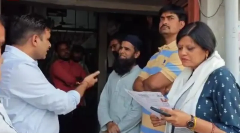 मलिक के बगीचे के पास अवैध कोल्ड ड्रिंक फैक्ट्री में छापा