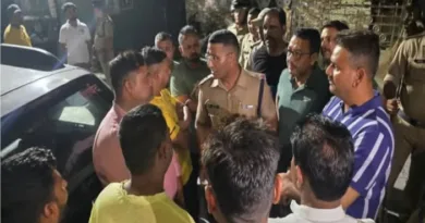 बनभूलपुरा के गांधीनगर इलाके में दो पक्षों में विवाद के बाद पथराव