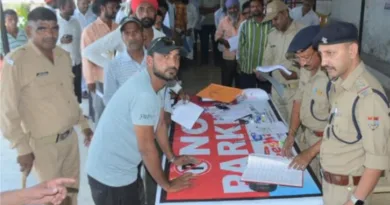 पुलिस ने शुरू किया ई-रिक्शाओं चालकों का सत्यापन