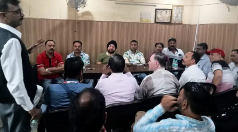 हिंदी पत्रकारिता दिवस के अवसर पर संगोष्ठी का आयोजन
