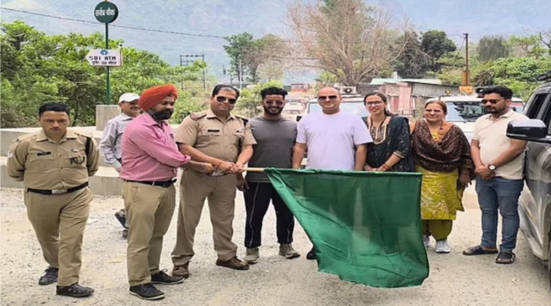 आदि कैलाश एवं ओम पर्वत यात्रा के लिए दूसरे दिन 160 यात्रियों को पास जारी