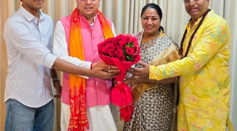 दिल्ली सीएम रेखा गुप्ता दो दिवसीय दौर पर उत्तराखंड पहुंची, सीएम धामी से भी मुलाकात