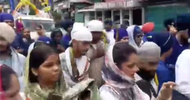 गुरु अर्जन देव के शहीदी पर्व के अवसर पर निकाली शोभायात्रा