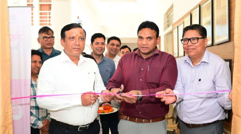 स्वास्थ्य और सूचना विभाग की ओर से देहरादून में पत्रकारों और उनके परिजनों के लिए निःशुल्क स्वास्थ्य कैम्प आयोजित