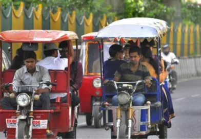 शहर में यातायात का बढ़ता दवाब और ई-रिक्शा-टेंपो चालकों की मनमानी से आम जनता परेशान
