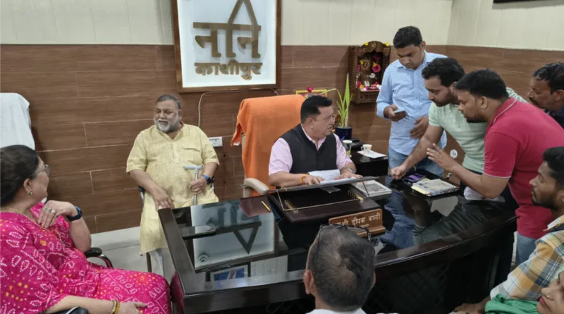 काशीपुर की जनता की उम्मीदों का दीपक बन गए हैं महापौर दीपक बाली- पूर्व विधायक राजीव अग्रवाल