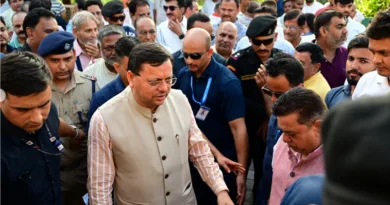 मुख्यमंत्री ने दिये जिलाधिकारियों को नियमित रूप से जन समस्याओं को सुनने के निर्देश