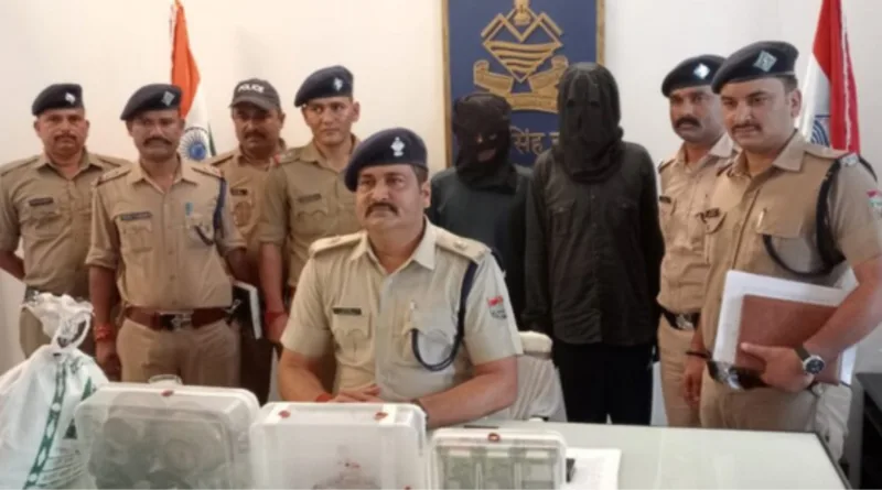 दो लाख रुपये की चोरी का खुलासा