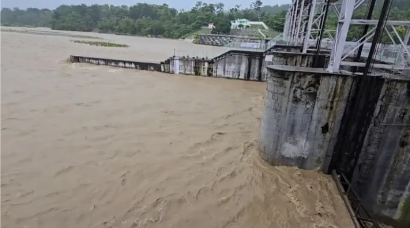 रामनगर में कोसी नदी का जलस्तर बढ़ा