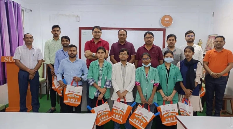 सूर्या रोशनी लिमिटेड परिसर में लगा सेवा पखवाड़ा अभियान में निशुल्क स्वास्थ्य एवं नेत्र जांच शिविर