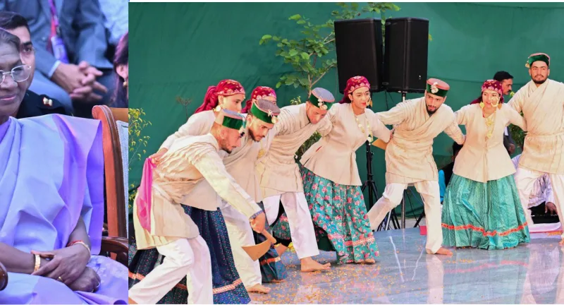 राष्ट्रपति द्रौपदी मुर्मू ने राष्ट्रपति निकेतन में सांस्कृतिक संध्या में लोकसंगीत का आनंद उठाया