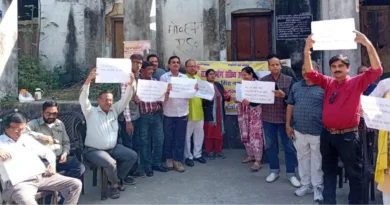 नगर में वंचित राज्य आन्दोलनकारियों का धरना प्रदर्शन जारी