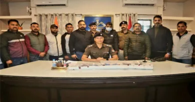 अवैध हथियारों के साथ अंतर्राज्यीय तस्कर गिरफ्तार, हथियारों का जखीरा बरामद