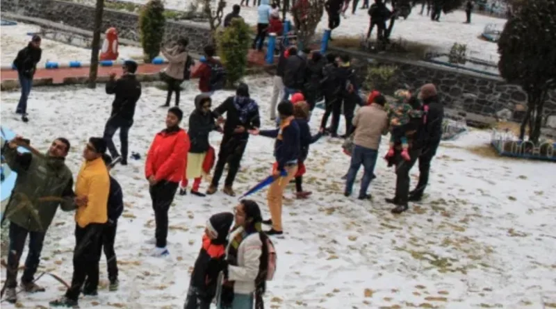 नए साल में पर्वतीय इलाकों में पर बारिश-बर्फबारी का मिलेगा तोहफा