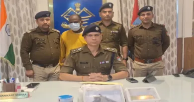 तमंचे के बल पर परिवार को बंधक बनाकर लूट की वारदात को अंजाम देने वाला एक आरोपी गिरफ्तार