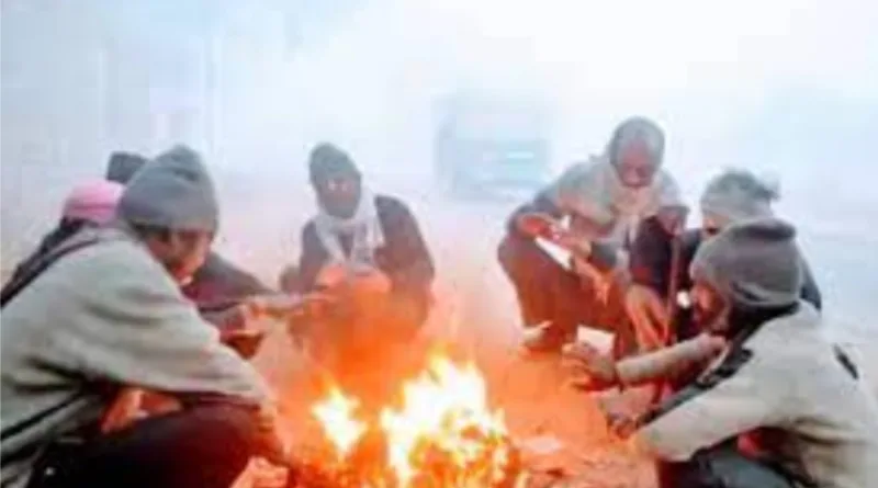 हाड़ कंपाती ठंड ने आम जनमानस की दिनचर्या पर लगाया ब्रेक