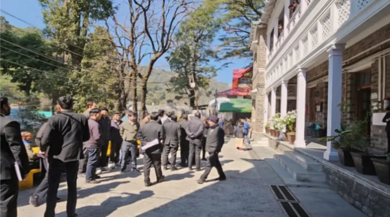 नैनीताल जिला न्यायालय को बम से उड़ाने की मिली धमकी, पुलिस प्रशासन अलर्ट