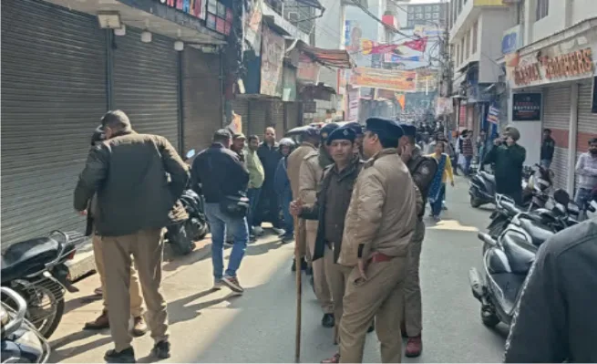 देहरादून : बीच बाजार युवती की निर्मम हत्या