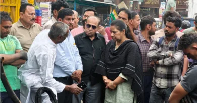 अग्निकांड के पीड़ित व्यापारियों को मुआवजा दे सरकार - अलका पाल