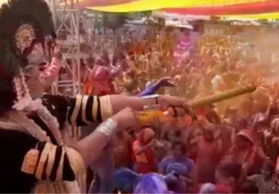 होली है - नगर में आज निकलेगी भव्य फूलों की होली यात्रा