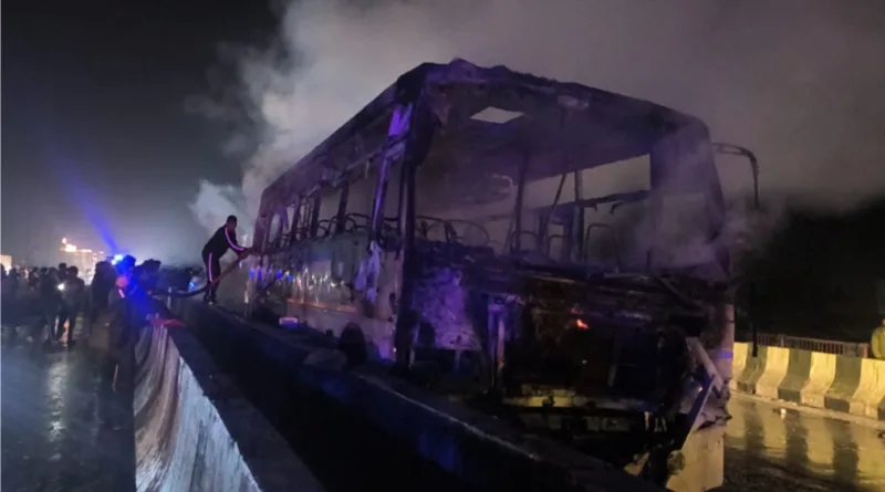 ब्रेकिंग न्यूज -देहरादून-हरिद्वार हाईवे पर भयानक हादसा, 15 लोग घायल