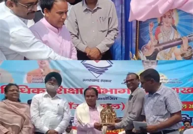 राजकीय पॉलिटेक्निक में लगे रोजगार मेले में उमड़ी युवाओं की भीड़