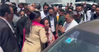 नैनीताल में एक वकील का शव उनकी कार में मिला, कोर्ट परिसर में फैली सनसनी