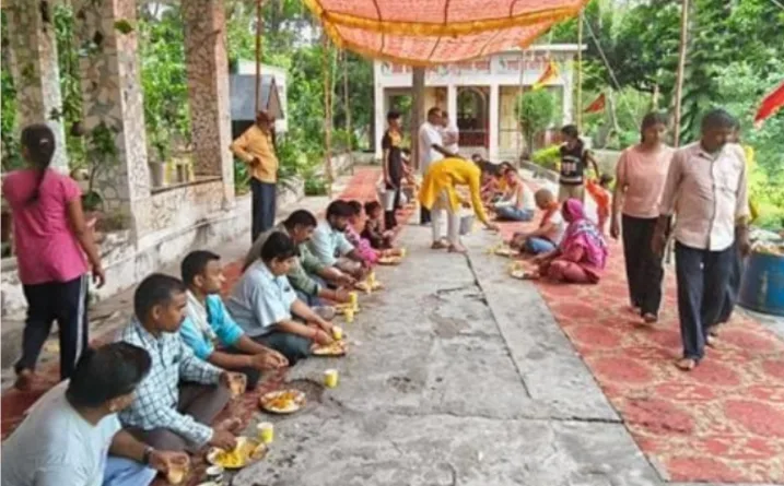 द्रोणा सागर स्थित डमरू वाले बाबा की 30 वीं पुण्यतिथि प भण्डारे का हुआ आयोजन