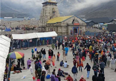 चारधाम यात्रा में इस वर्ष श्रद्धालुओं का अभूतपूर्व उत्साह देखने को मिल रहा
