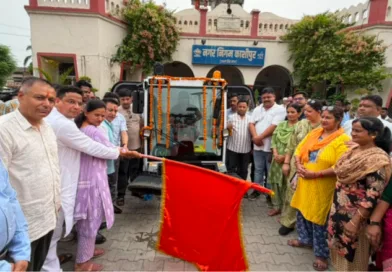काशीपुर में अत्याधुनिक पूर्णतः इलेक्ट्रिक मैकेनाइज्ड रोड स्वीपर मशीन का विधिवत शुभारम्भ