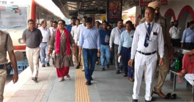 मंडल रेल प्रबंधक सुश्री वीणा सिन्हा ने किया इज्जतनगर-रामनगर रेलखंड का विंडो ट्रेलिंग के माध्यम से विस्तृत संरक्षा निरीक्षण