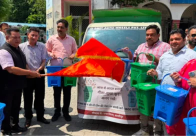 नगर निगम द्वारा घर-घर डस्टबिन वितरण अभियान का शुभारंभ